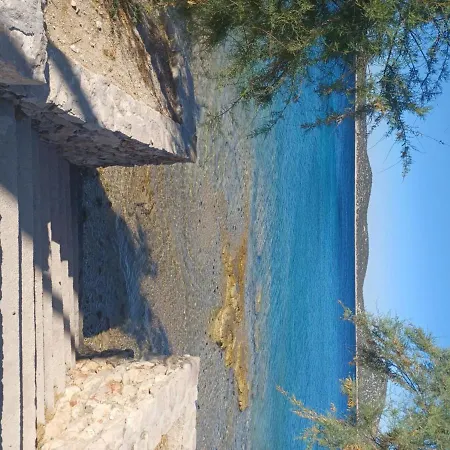 House Island Vibes Holiday home Prvic Sepurine